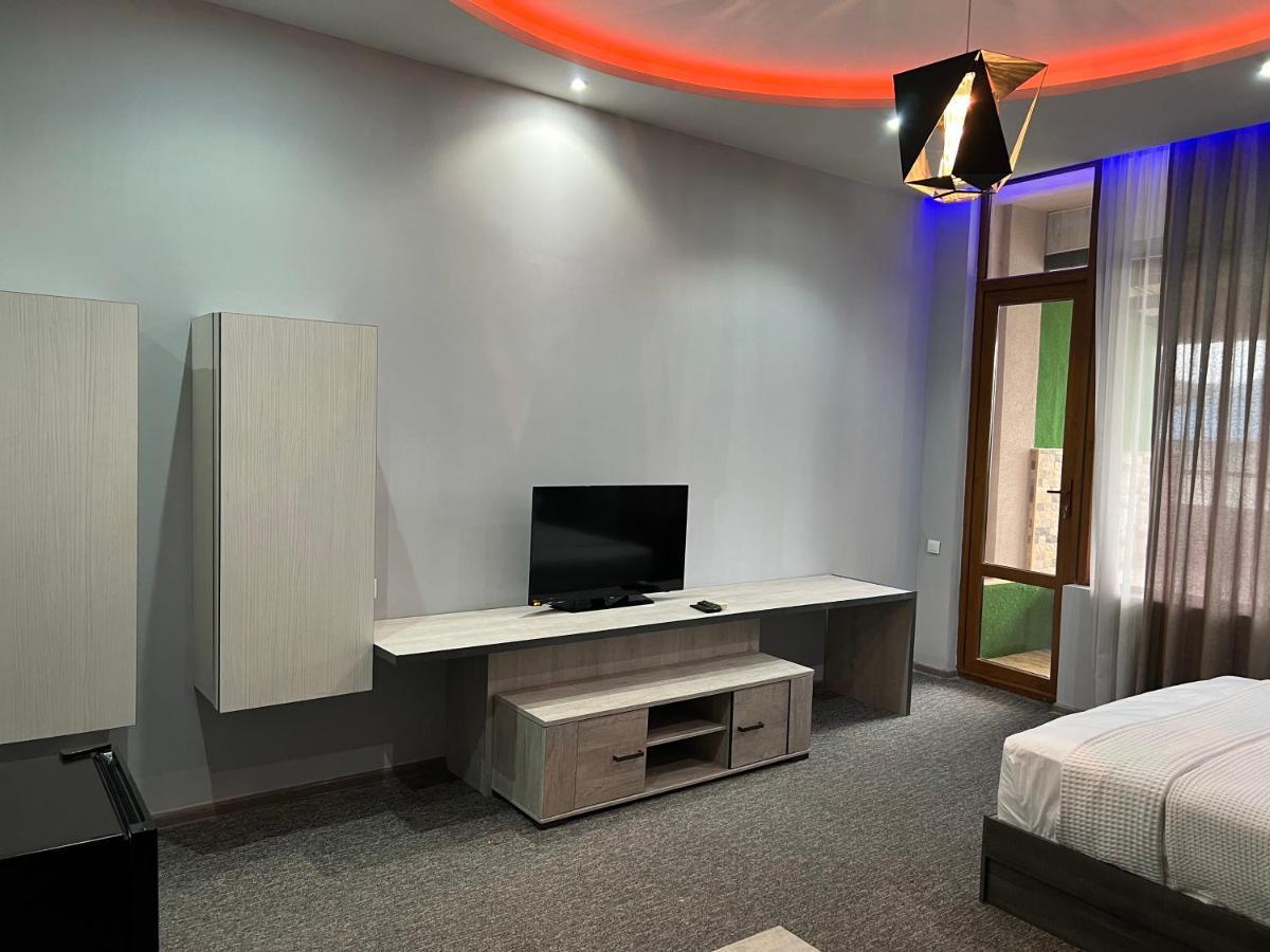 Kent Hotel Kobuleti Εξωτερικό φωτογραφία