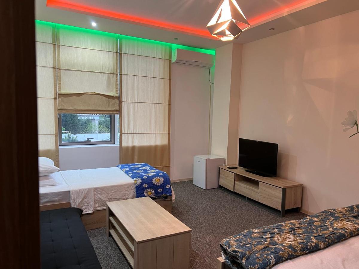 Kent Hotel Kobuleti Εξωτερικό φωτογραφία