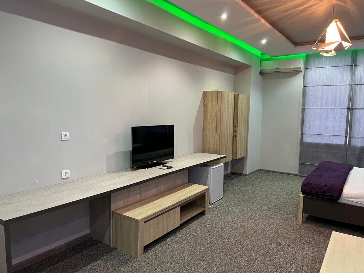 Kent Hotel Kobuleti Εξωτερικό φωτογραφία