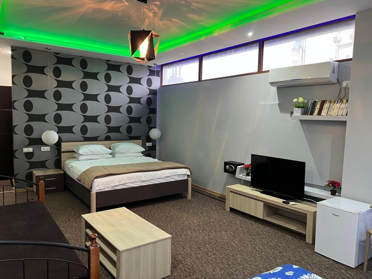 Kent Hotel Kobuleti Εξωτερικό φωτογραφία