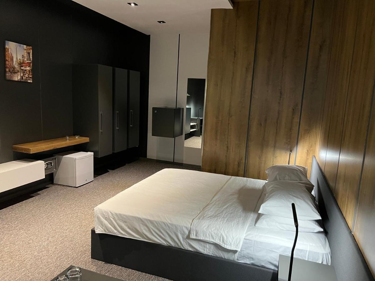 Kent Hotel Kobuleti Εξωτερικό φωτογραφία