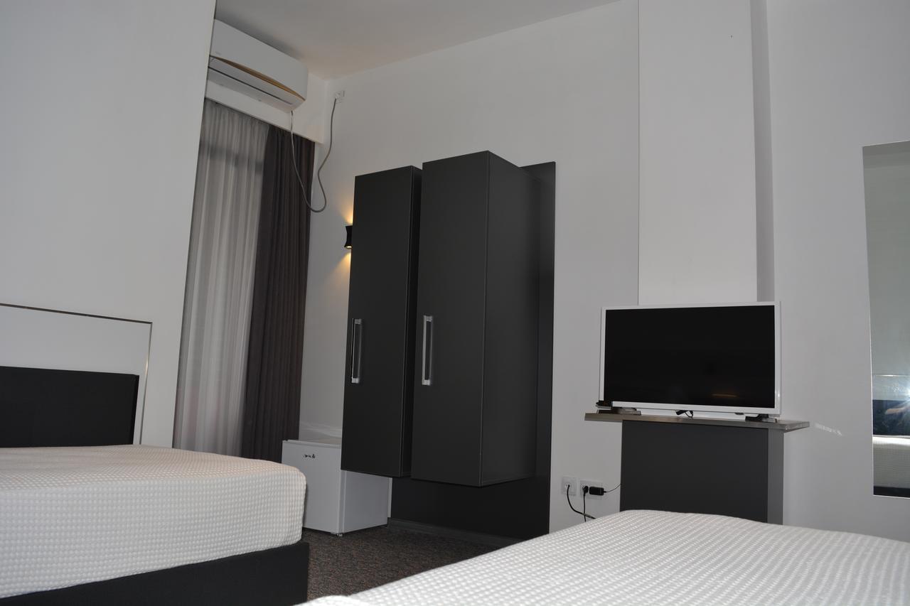 Kent Hotel Kobuleti Εξωτερικό φωτογραφία
